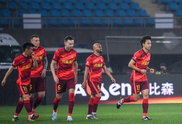 华体会-【中超】尹鸿博破门丛震染红 10人津门虎0比1河北队